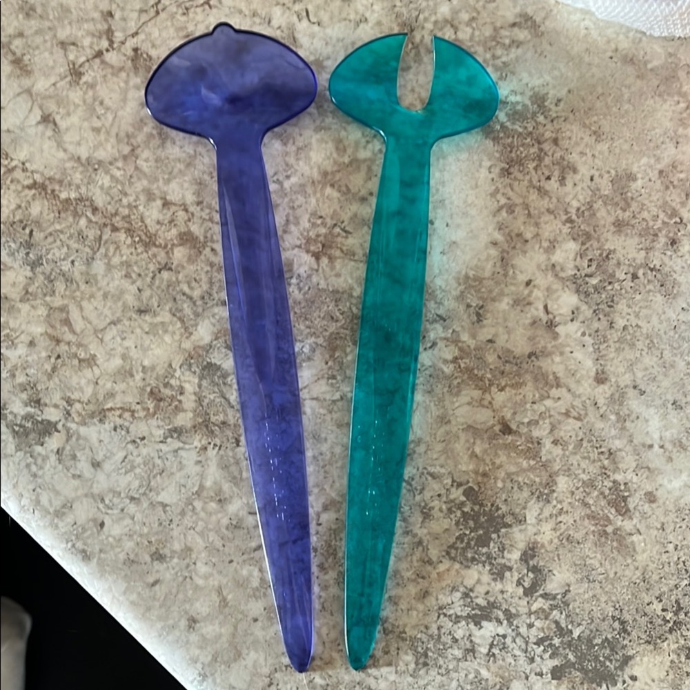 Tupperware Blue and Teal Salad Servers